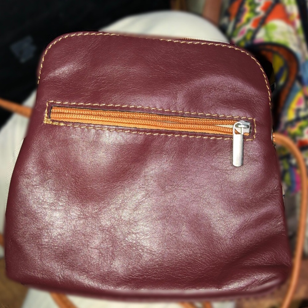 Borgonicchio Crossbody